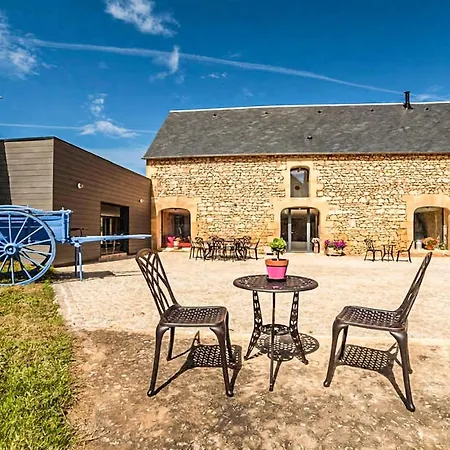 Beautiful Home In Grolejac With Indoor Swimming Pool, Wifi And 5 Bedrooms