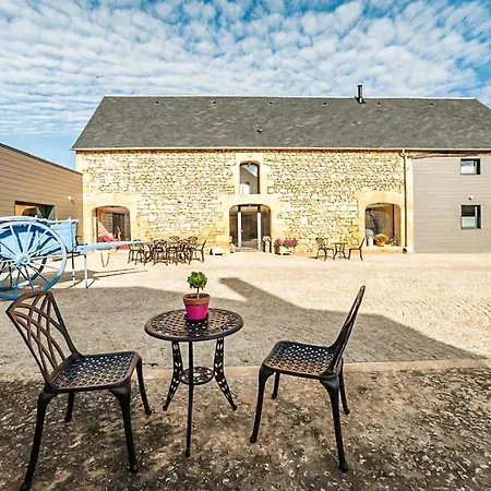 Beautiful Home In Grolejac With Indoor Swimming Pool, Wifi And 5 Bedrooms 別荘 *