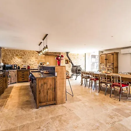 Beautiful Home In Grolejac With Indoor Swimming Pool, Wifi And 5 Bedrooms Groléjac